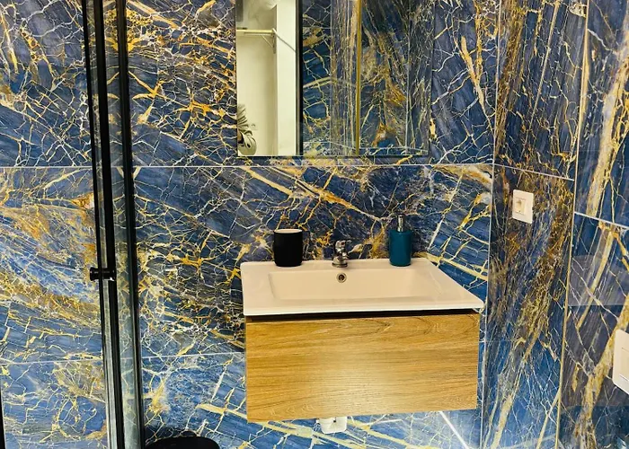 Underground بيت ضيافة