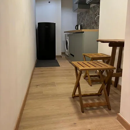 Pensionat Underground 3*